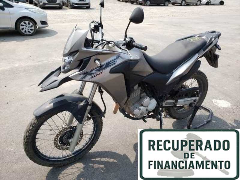 XRE 300 ABS