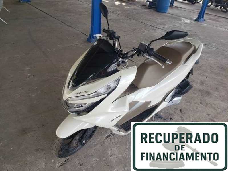 PCX 150 DLX