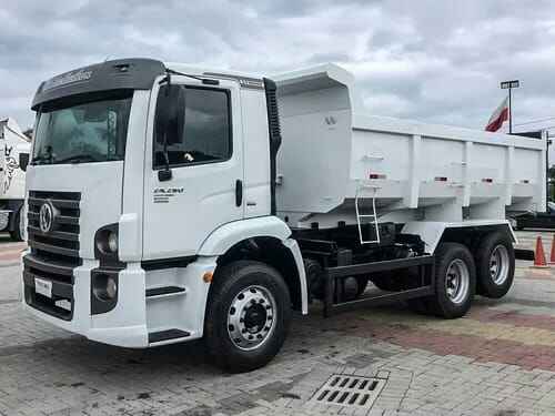 Volkswagen 26420 Ano 2015