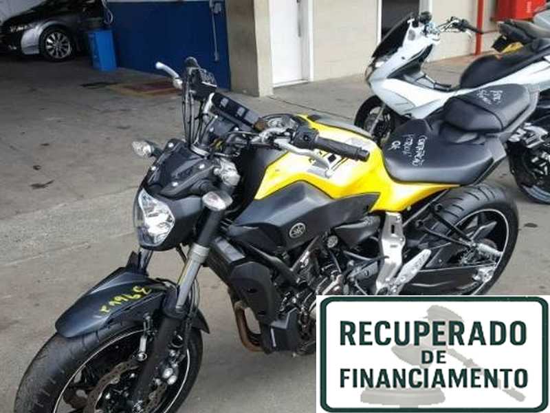 YAMAHA MT-07 2017